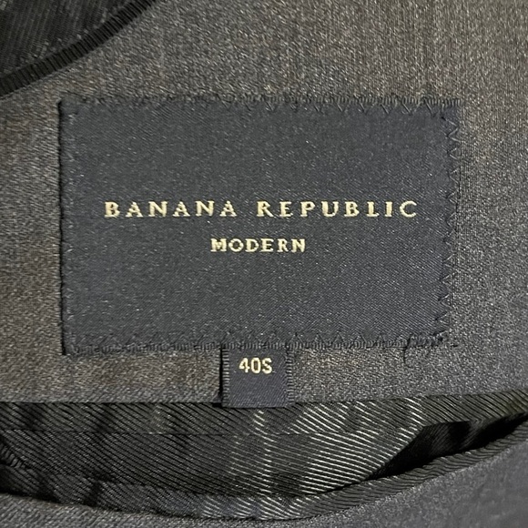 Banana Republic Men’s Charcoal Wool Blazer - Size 40S - Picture 8 of 10